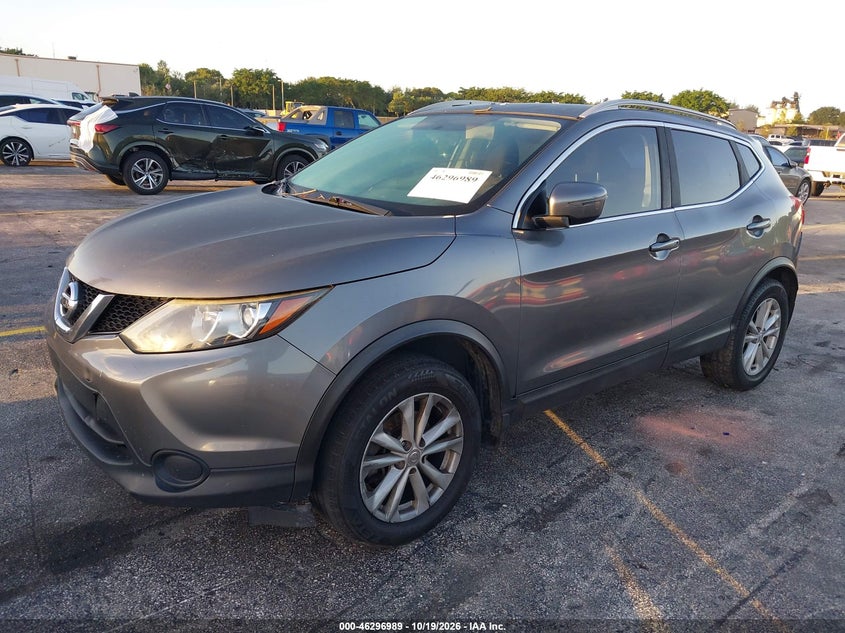 Vin: jn1bj1cp5hw024892, lot: 46797152, nissan rogue sport sv 20172