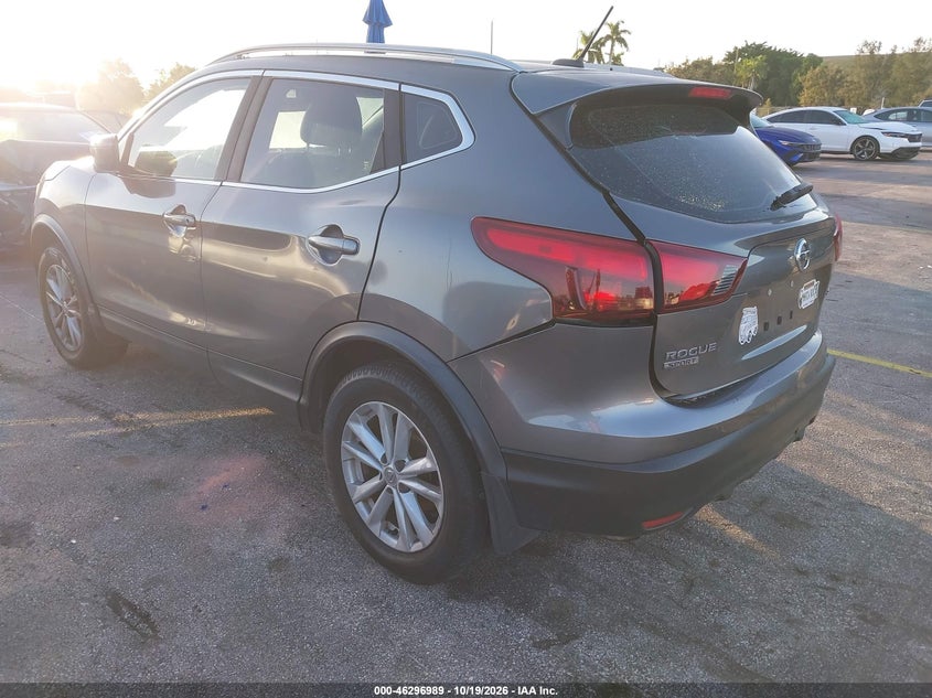 Vin: jn1bj1cp5hw024892, lot: 46797152, nissan rogue sport sv 20173