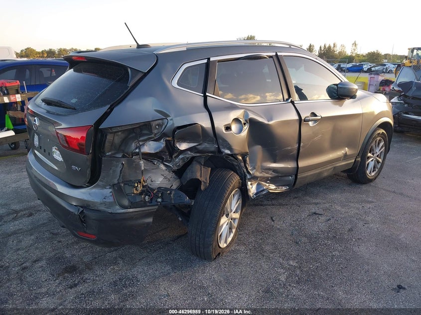 Vin: jn1bj1cp5hw024892, lot: 46797152, nissan rogue sport sv 20174