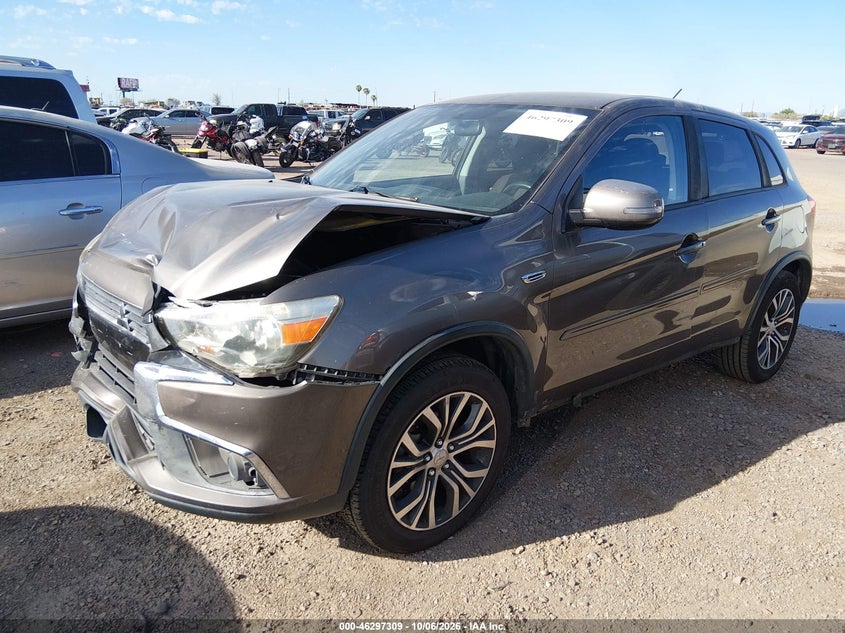 Фото 2 - MITSUBISHI OUTLANDER SPORT