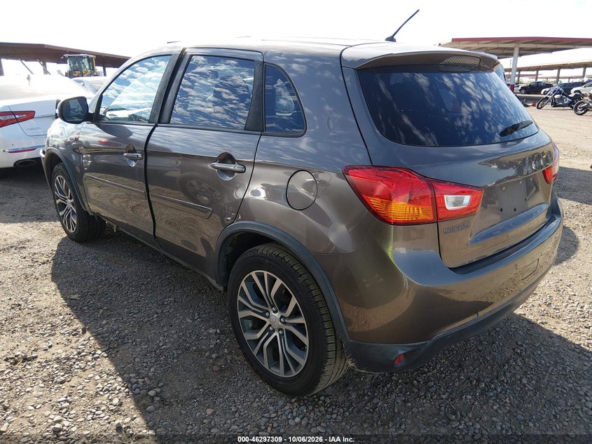 Фото 3 - MITSUBISHI OUTLANDER SPORT