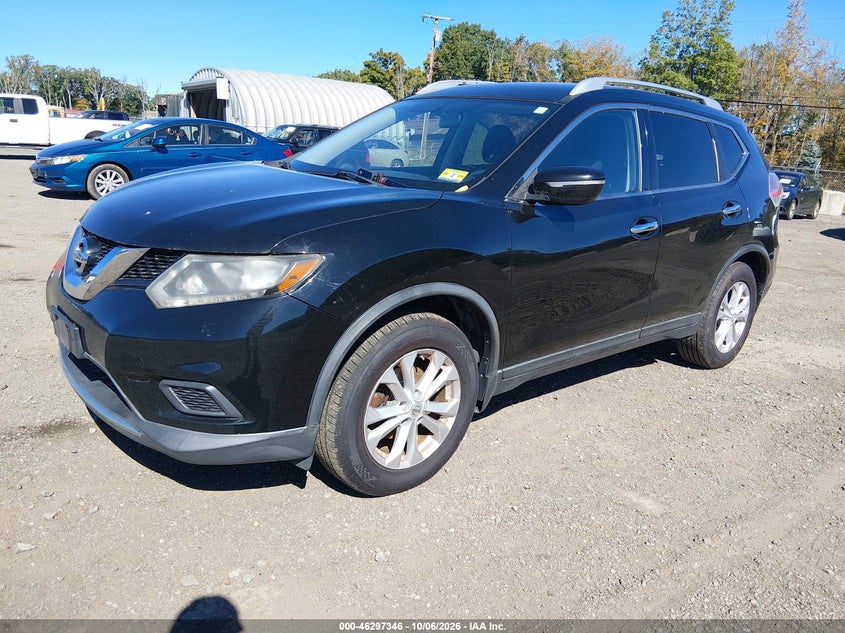 2015 NISSAN ROGUE SV · Photo 2