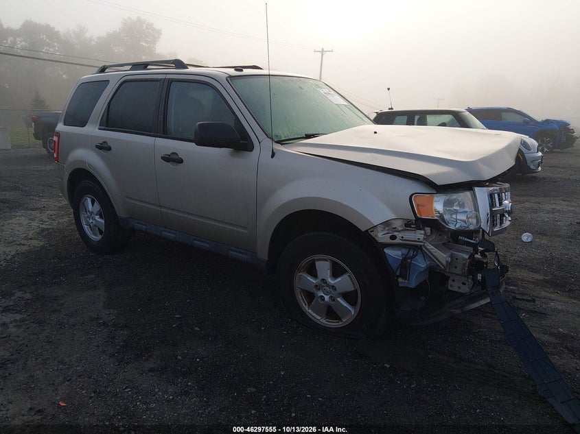 Vin: 1fmcu9dg9bkb09153, lot: 46797718, ford escape xlt 2011 img_1