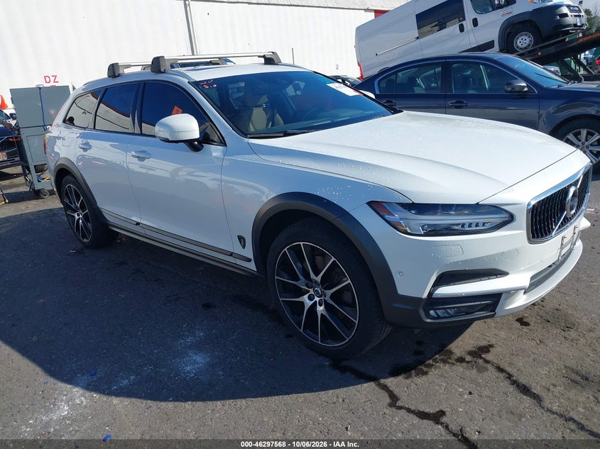 Vin: yv4a22nl6j1025913, lot: 46797731, volvo v90 cross country t6 2018 img_1