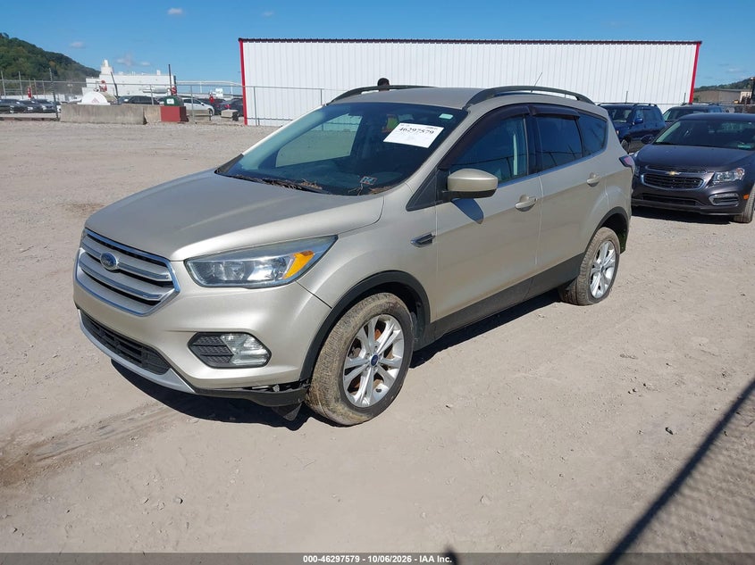 Vin: 1fmcu9gd8jub69588, lot: 46797742, ford escape se 20182