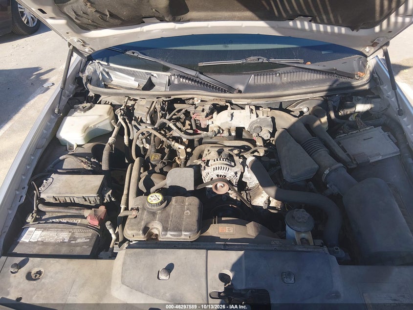 LINCOLN TOWN CAR 2009 VIN 2LNHM82V39X602335