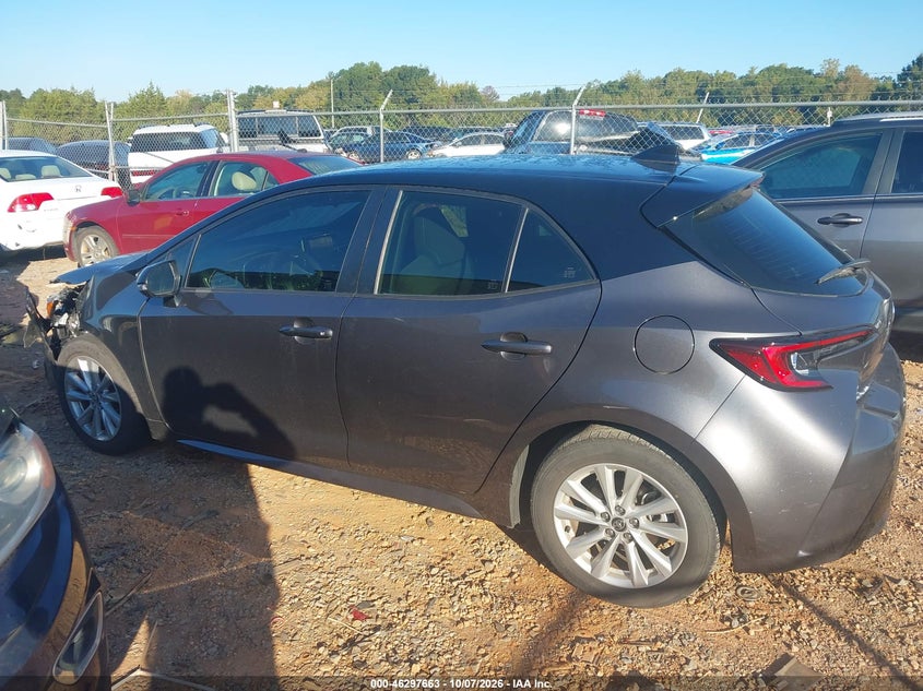 TOYOTA COROLLA - zdjęcie 15
