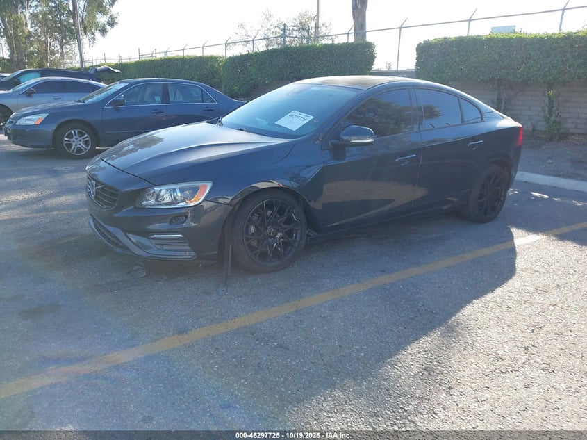 Vin: yv140mtl1h2438647, lot: 46797888, volvo s60 t5 dynamic 20172