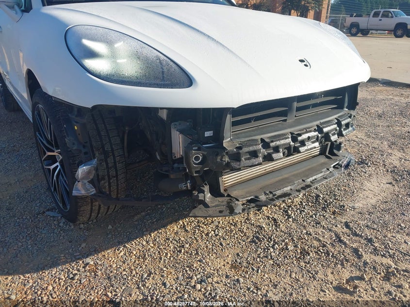 PORSCHE MACAN - zdjęcie 17