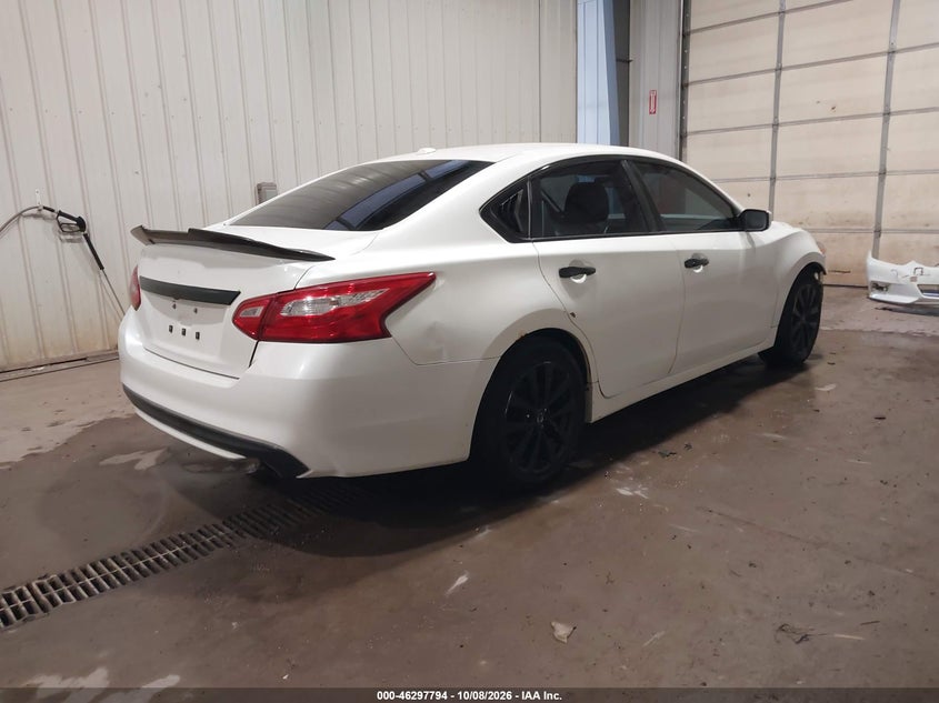 Vin: 1n4al3ap0hc162252, lot: 46797957, nissan altima 2.5 sv 20174