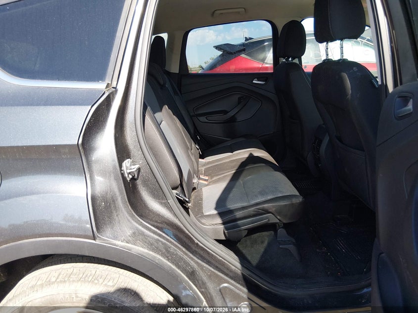 2017 FORD ESCAPE SE · Фото 8