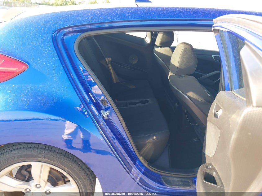 HYUNDAI VELOSTER 2014 VIN KMHTC6AD6EU211210