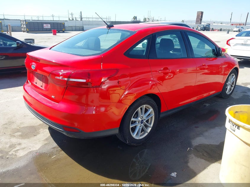 Vin: 1fadp3f20hl304341, lot: 46798497, ford focus se 20174