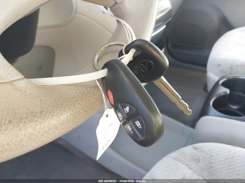 2014 TOYOTA SIENNA LE V6 8 PASSENGER · Фото 11