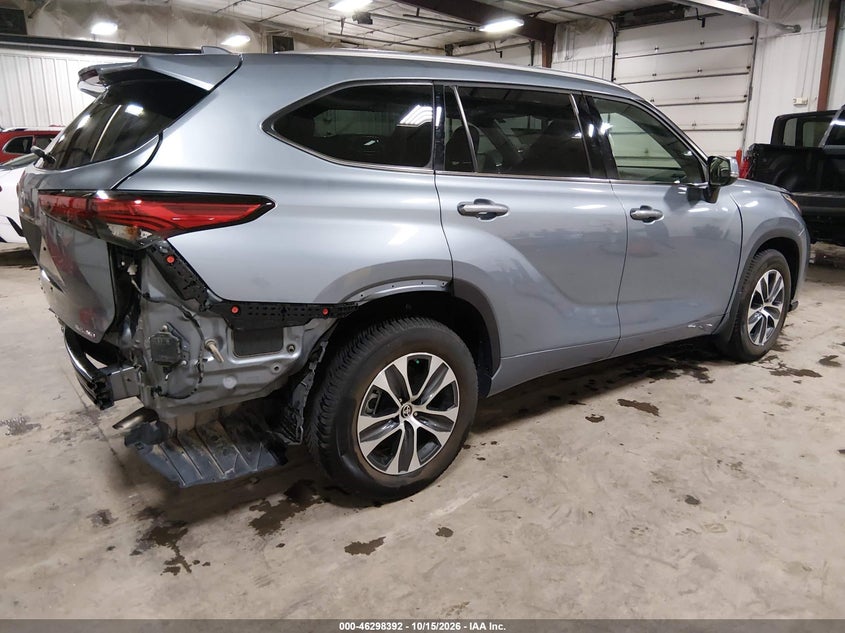 TOYOTA HIGHLANDER - zdjęcie 4