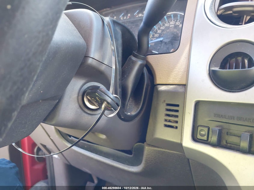 2011 FORD F-150 XLT · Фото 11