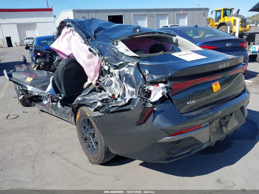 Vin: knag24j73s5361379, lot: 46798861, kia k5 lxs 20253