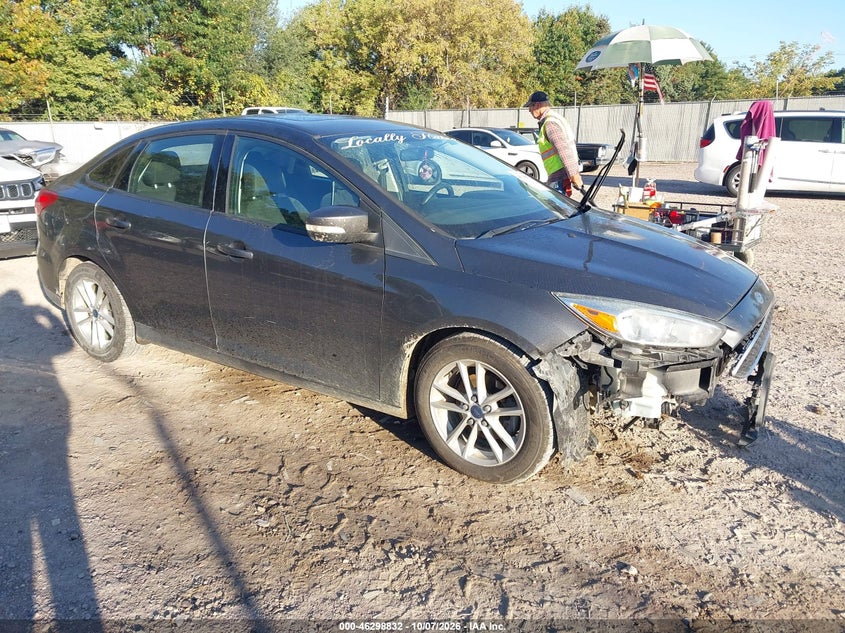 Vin: 1fadp3f27fl279290, lot: 46798995, ford focus se 2015 img_1