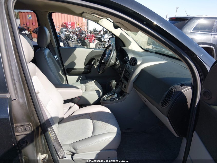 2005 SATURN VUE V6 · Photo 5
