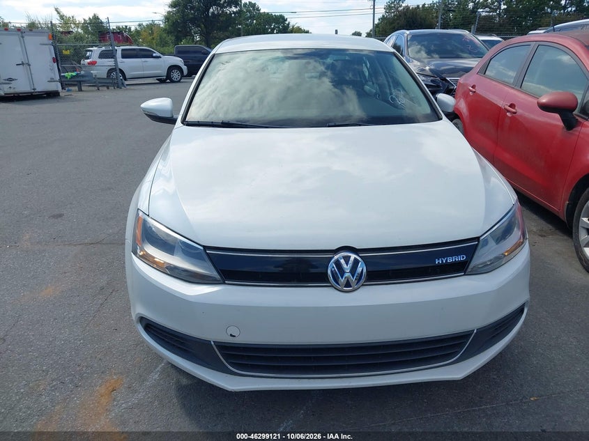 2013 VOLKSWAGEN JETTA HYBRID SE · Photo 6