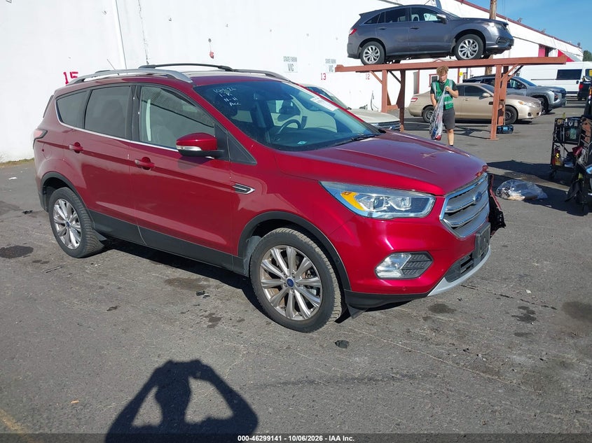Vin: 1fmcu9j94hua39449, lot: 46799304, ford escape titanium 2017 img_1