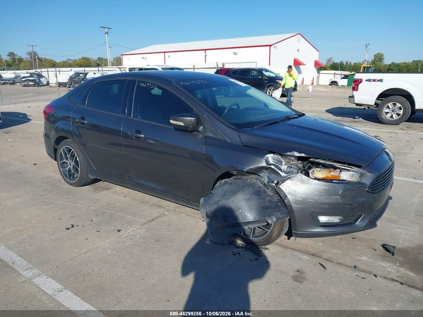 Vin: 1fadp3fexhl282097, lot: 46799419, ford focus se 20171