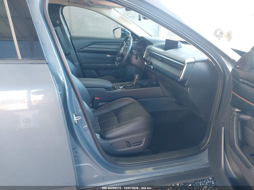 MAZDA CX-50 - zdjęcie 5