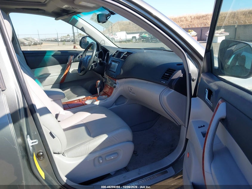 TOYOTA HIGHLANDER 2008 VIN JTEDS42A282015006