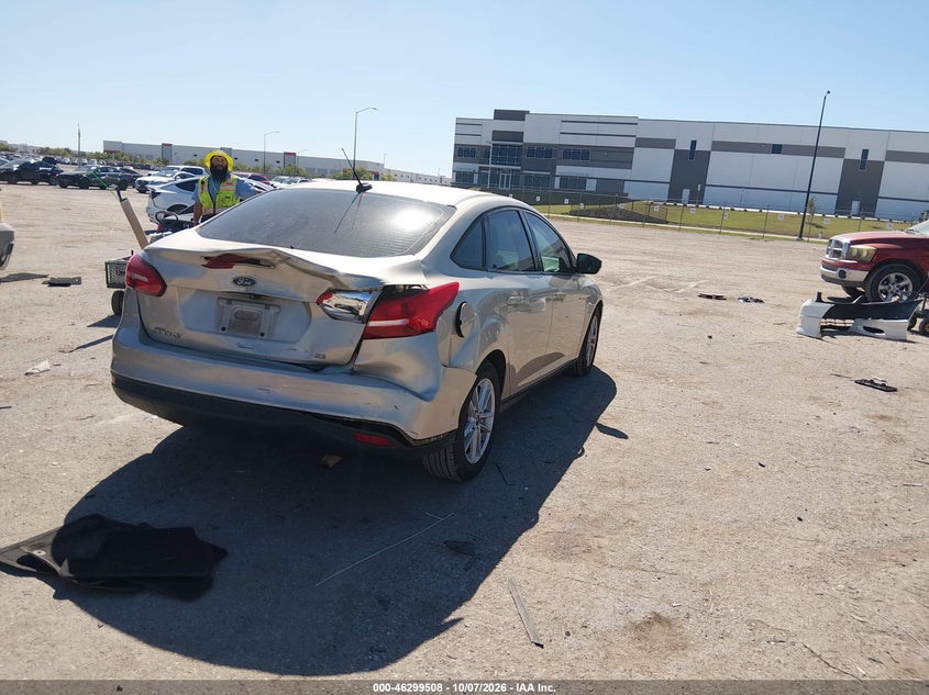 2017 FORD FOCUS SE · Фото 4