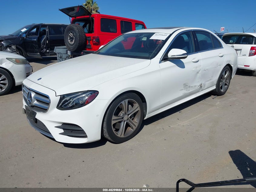 MERCEDES-BENZ E 300 - zdjęcie 2