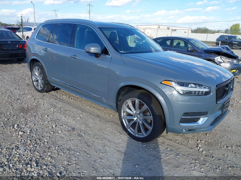 2023 VOLVO XC90 B6 PLUS 7-SEATER