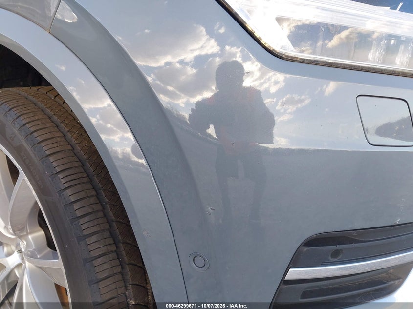 2023 VOLVO XC90 B6 PLUS 7-SEATER · Фото 17