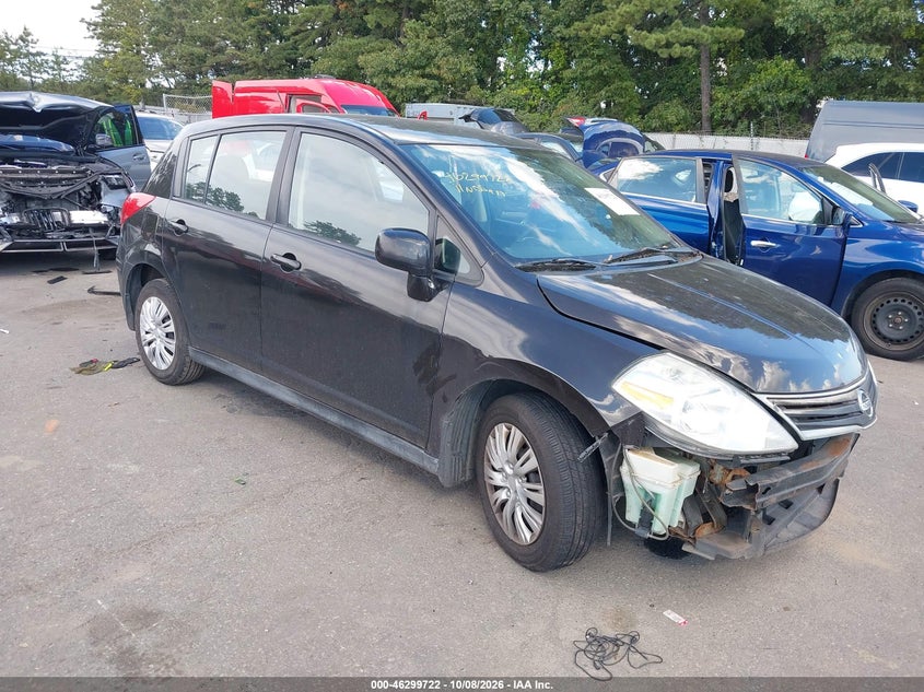 2011 Nissan Versa 1.8s