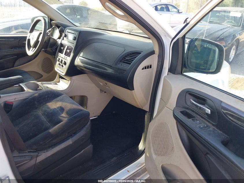 2014 DODGE GRAND CARAVAN SXT · Фото 5