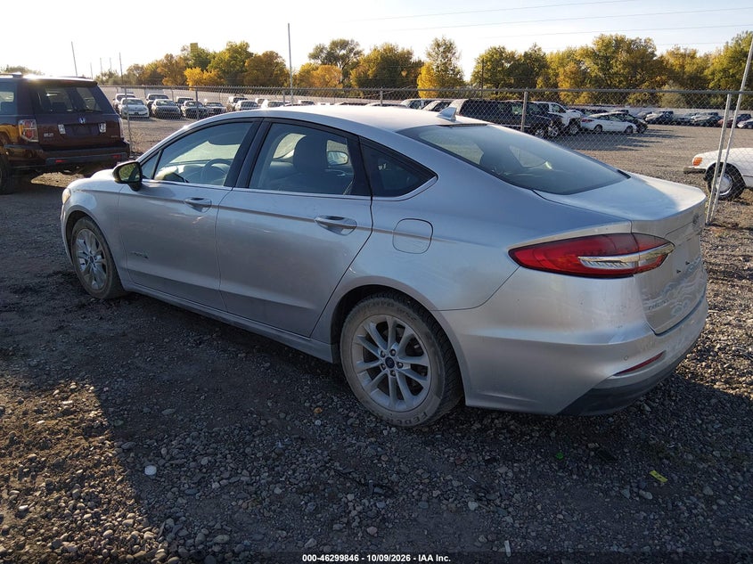 Vin: 3fa6p0lu4kr185084, lot: 46800009, ford fusion hybrid se 20193