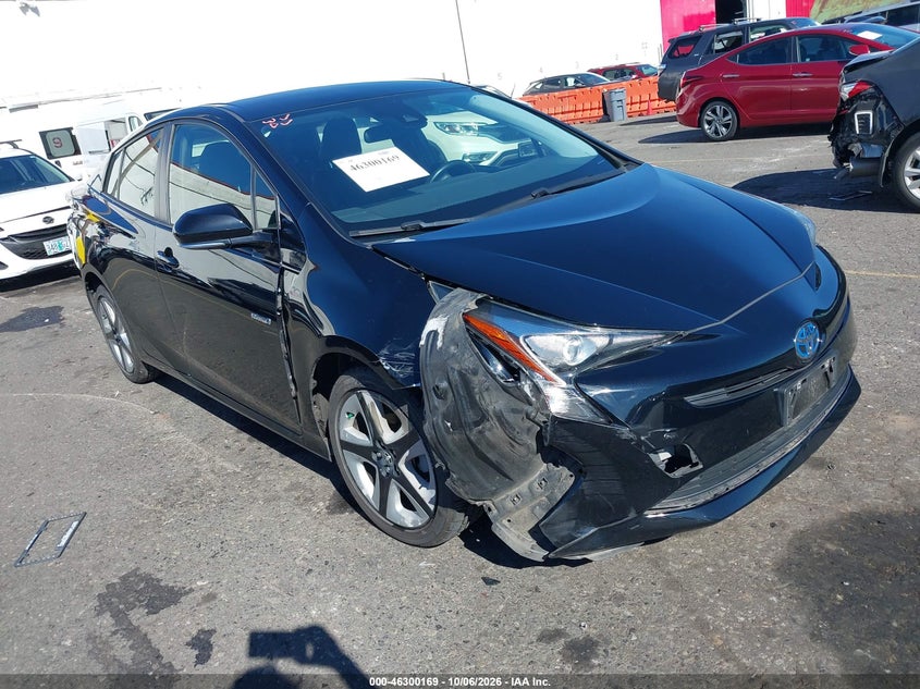 Vin: jtdkarfuxg3508781, lot: 46800332, toyota prius three touring 20161