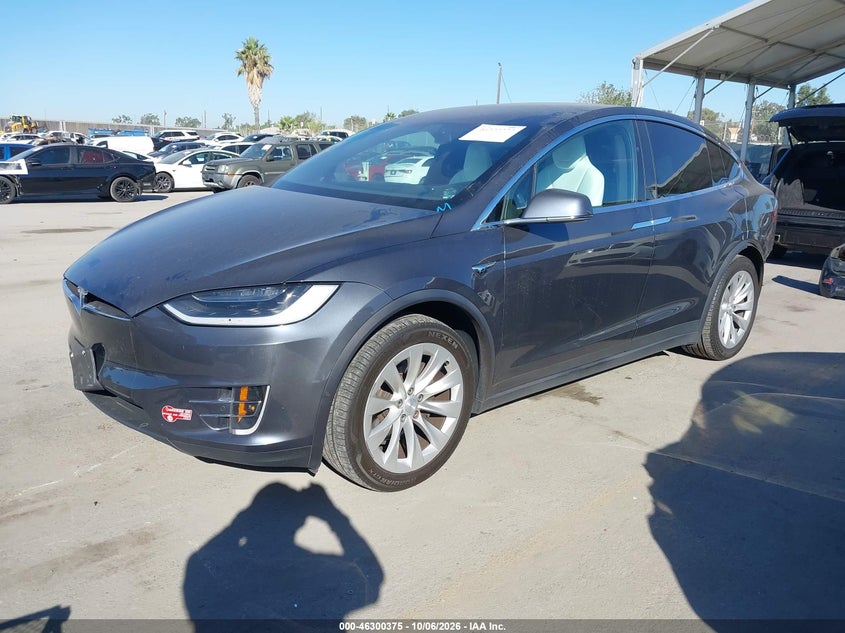 Vin: 5yjxcbe29hf078382, lot: 46800538, tesla model x 100d/75d/90d 20172