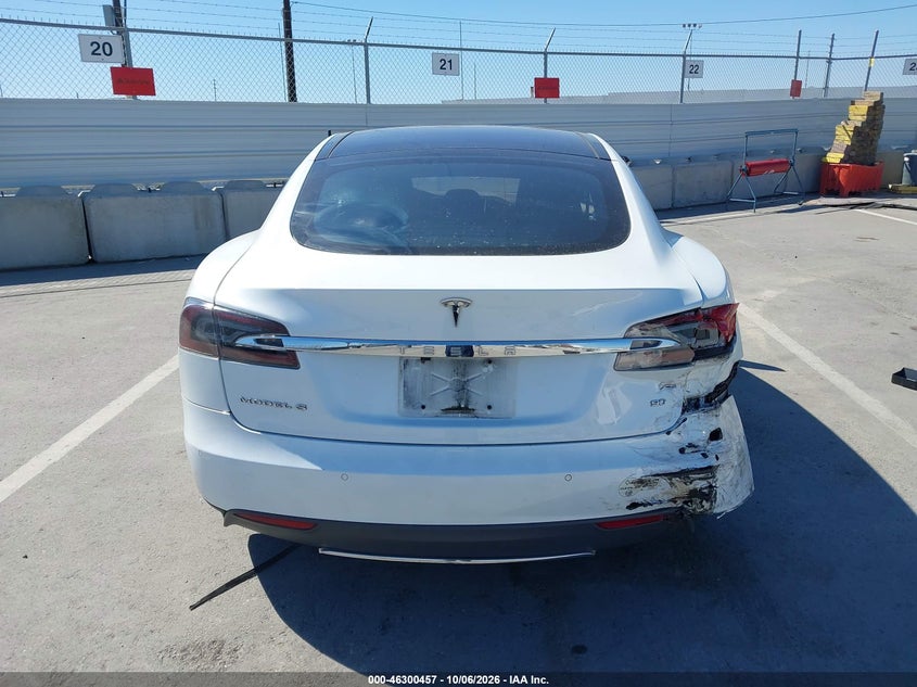 TESLA MODEL S - zdjęcie 16