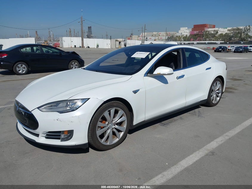 TESLA MODEL S - zdjęcie 2