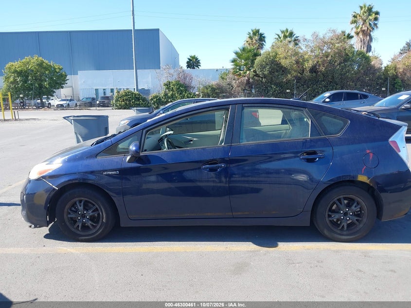 TOYOTA PRIUS - zdjęcie 14