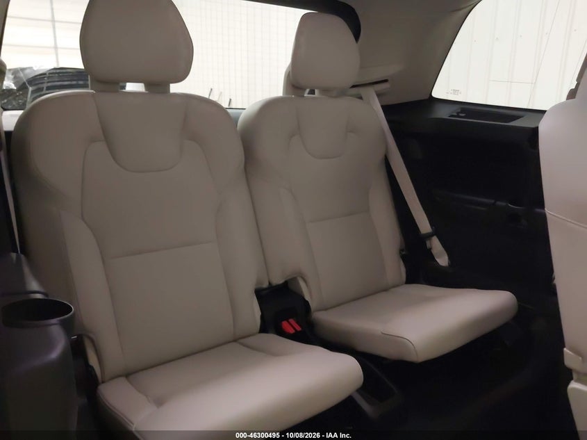 VOLVO XC90 - zdjęcie 18