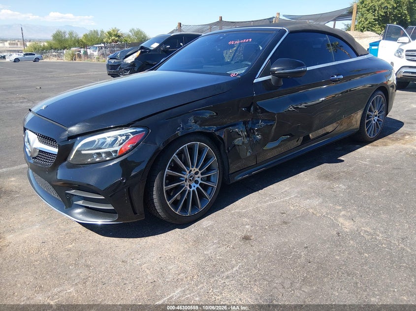 2019 Mercedes-Benz C 300, Левый бок, IAAI, VIN WDDWK8DB4KF777415 — фото 2