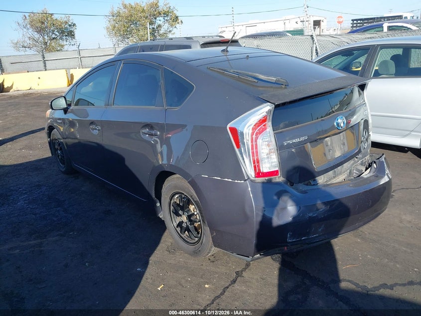 TOYOTA PRIUS - zdjęcie 3