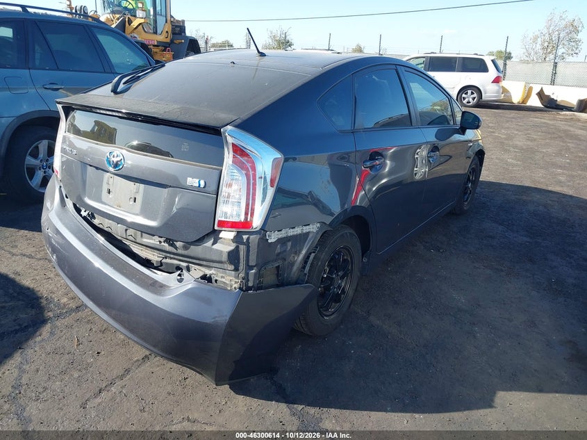 TOYOTA PRIUS - zdjęcie 4