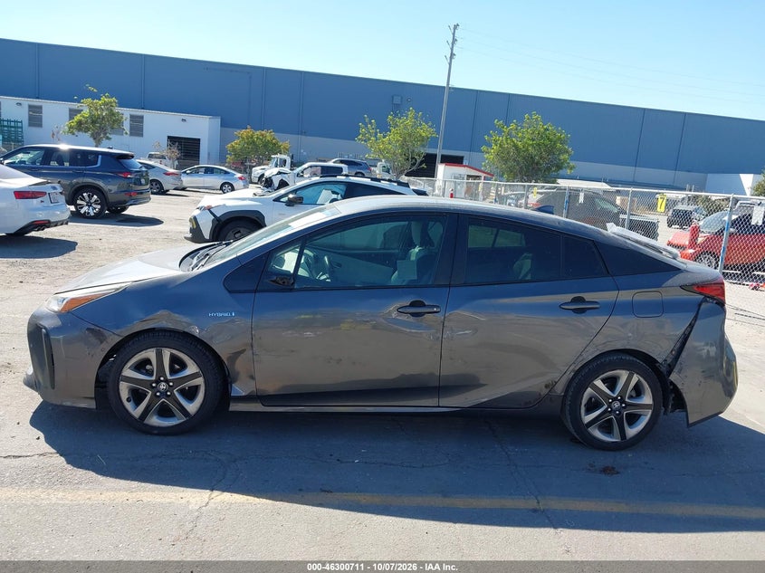 TOYOTA PRIUS - zdjęcie 15