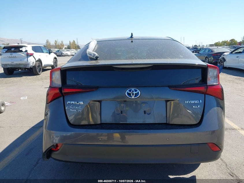 TOYOTA PRIUS - zdjęcie 17