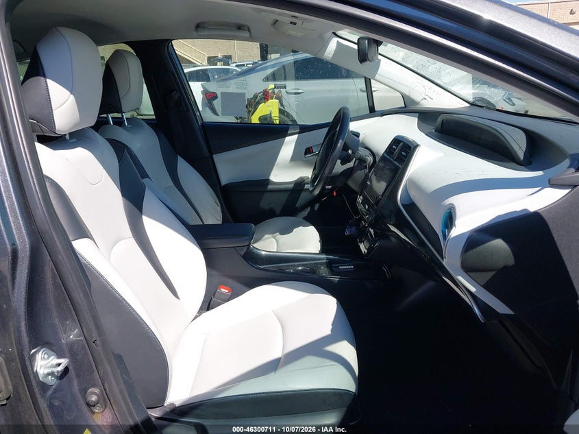 TOYOTA PRIUS - zdjęcie 5