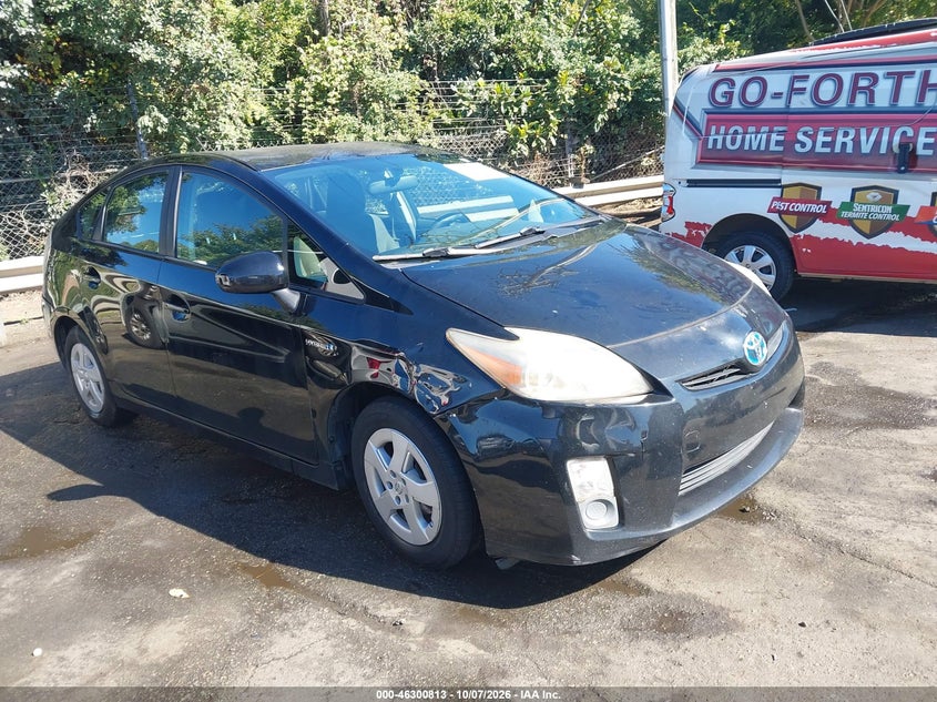 2010 TOYOTA PRIUS III