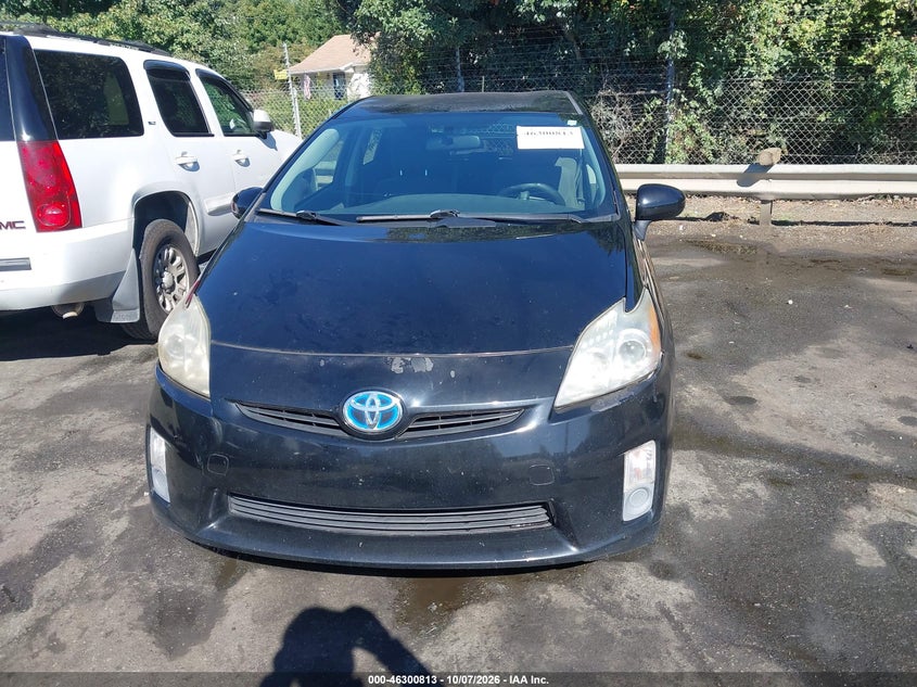 2010 TOYOTA PRIUS III · Photo 12