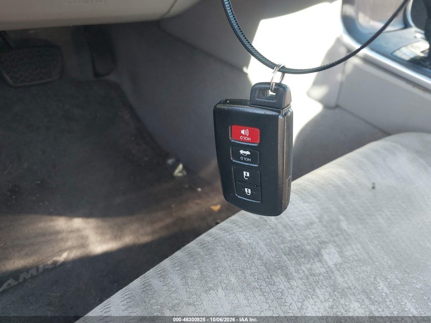 TOYOTA CAMRY HYBRID 2015 VIN 4T1BD1FK9FU172102